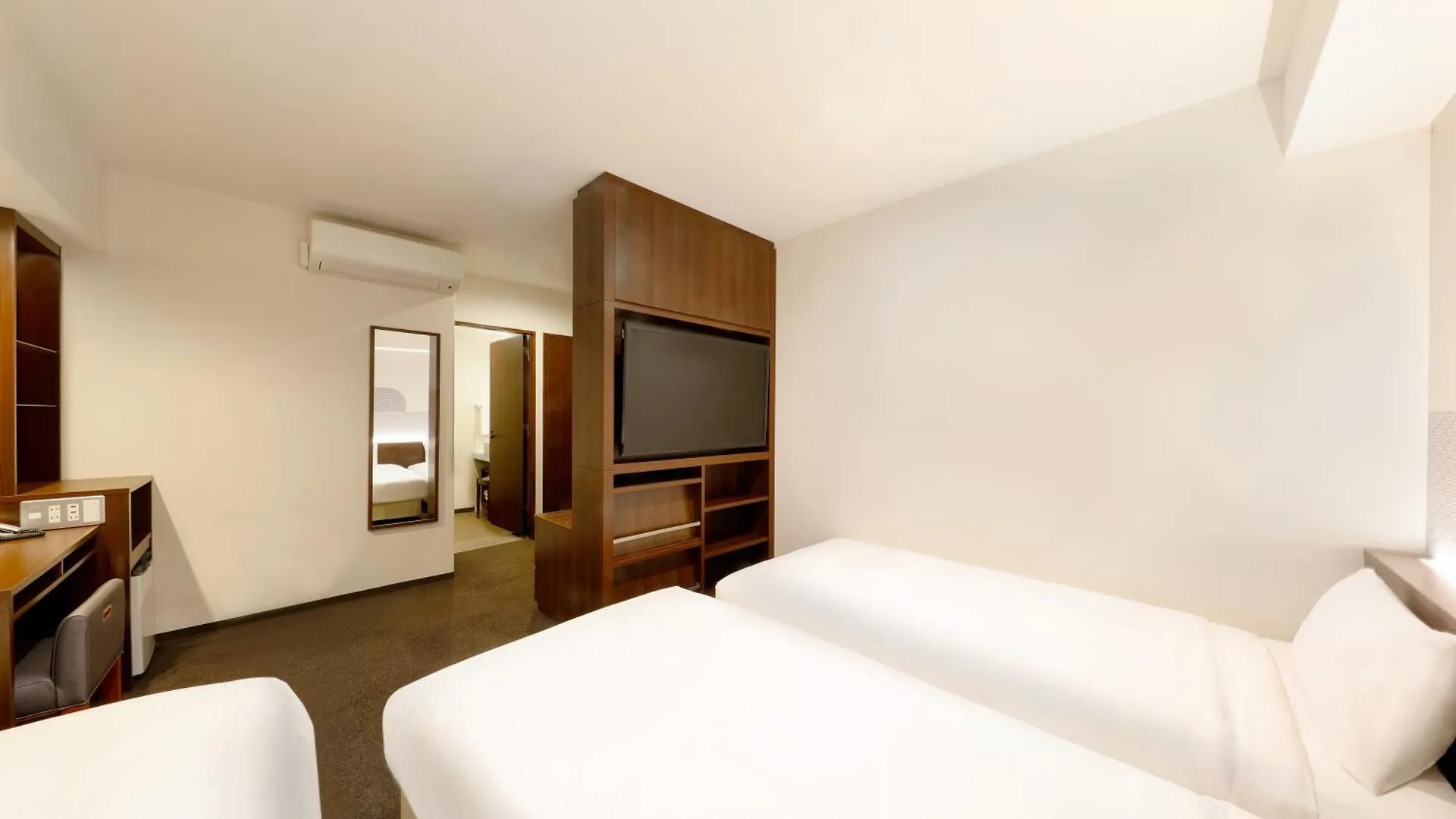 Hop Inn Kyoto Shijo Omiya
